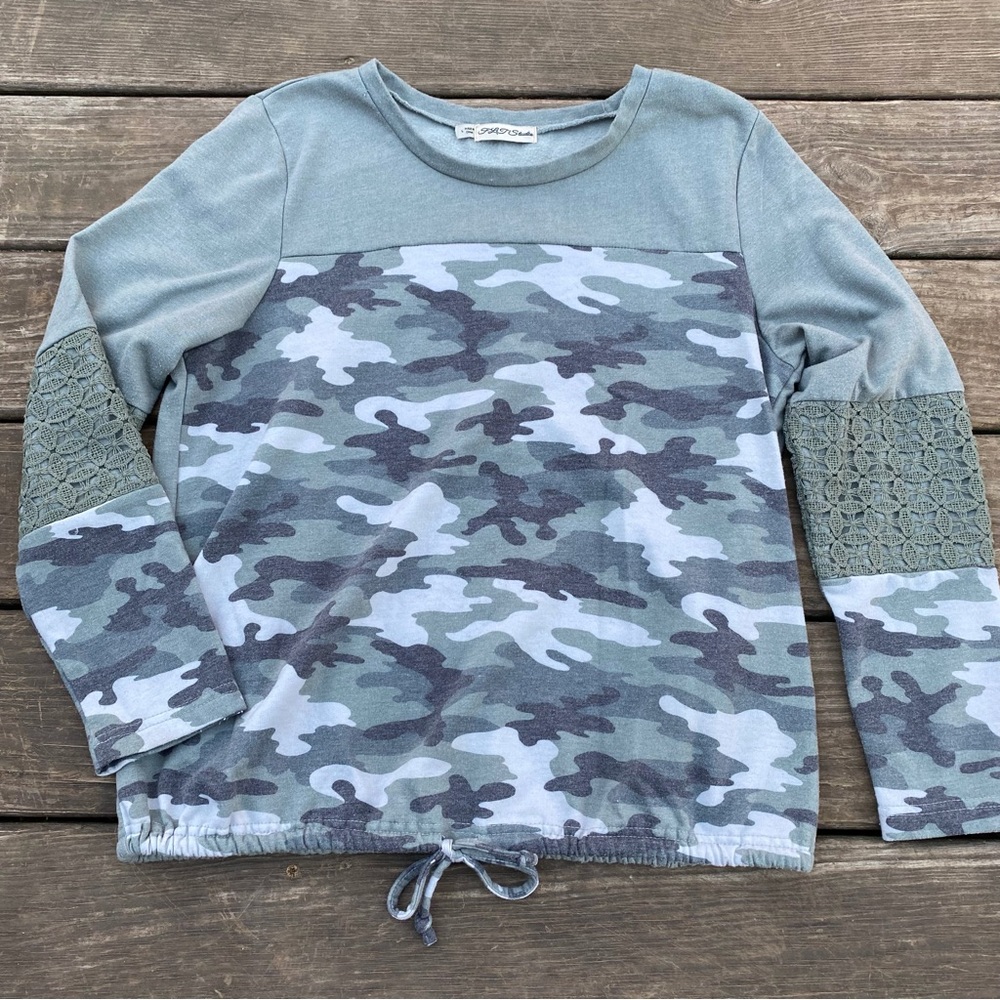 Camo Long Sleeve Fleece Lined Color Block Draw String Green Sweatshirt Small